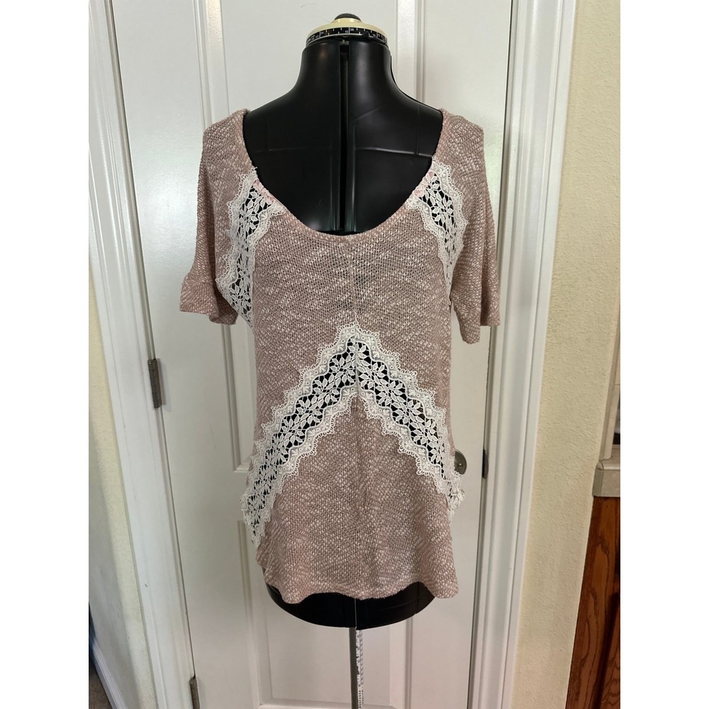 Sweet Claire Knitted and Lace Pink/Rose Cored Top, Size Small